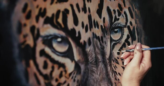 Artist Painting Leopard Picture