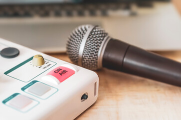 podcast recording devices and microphone