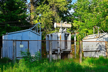 Electric transformer substation