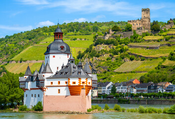 Pfalzgrafenstein Castle on island on Rhine river with Castle Gutenfels, Kaub town, Rhine valley...