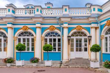 Puschkin ist ein Stadtteil von St. Petersburg, wo auch der  berühmte Katharinenpalast im Park zu...