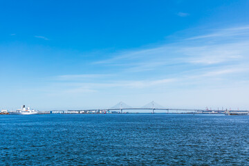 (神奈川県ｰ風景)夏空のベイブリッジ側風景２