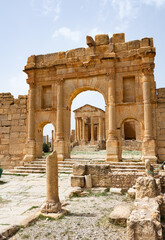 Roman ruins. Arch of Antoninus Pius in Roman ancient city Sufetula in Sbeitla, Tunisia