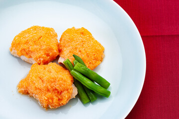 鶏肉の紅葉蒸し