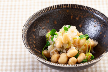 大豆のおろし和え