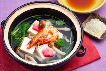 海老入り湯豆腐