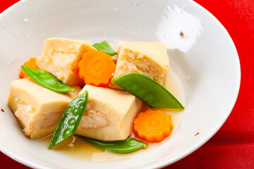 凍り豆腐の海老詰め煮