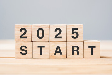 2025 START text on table. Resolution, strategy, goal, motivation, reboot, business and New Year holiday concepts