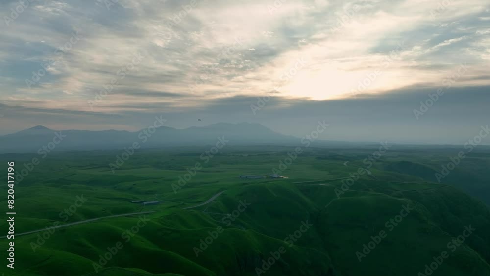 Aufkleber 朝日の昇る壮大な大地の風景　ドローン空撮