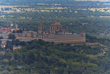 Obraz premium Monasterio del Escorial desde el mirador Angel nieto