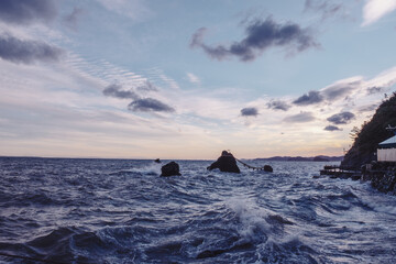 A rock that cuddles like a couple【Meoto Iwa】