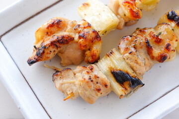 焼き鳥の塩（ネギマ）
