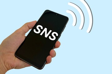 SNSで発信するイメージ