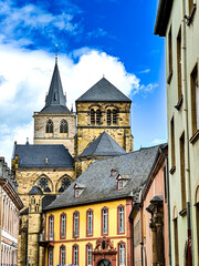 Obraz premium Street view of old village Trier in Germany