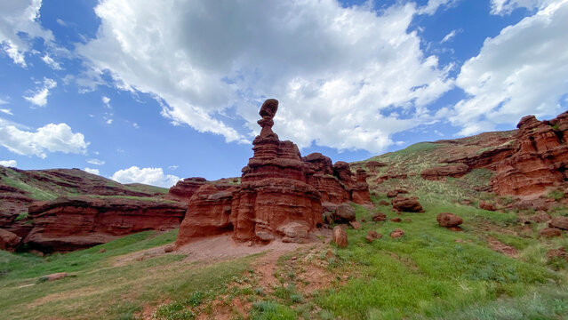 erzurum narman fairy chimneys tourist destination