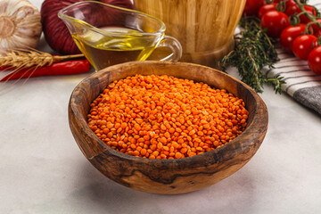 Raw red lentil for cooking