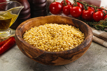 Dry raw wheat pasta - ptitim