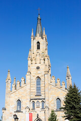 Fototapeta premium CHOCHOLOW, POLAND - MAY 04, 2024: Large church in Chocholow, Poland.
