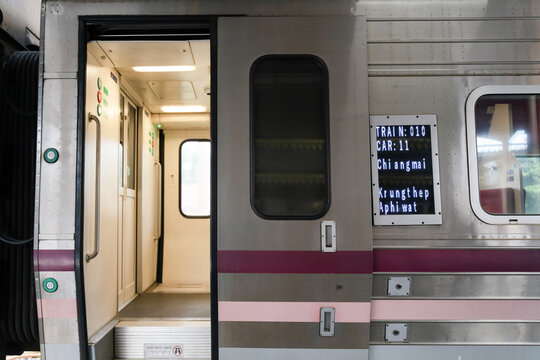 CHIANG MAI, THAILAND - AUGUST 23, 2023: SRT Express Sleeper Train No. 10 from Chiang Mai to Bangkok departing from Chiang Mai Station.