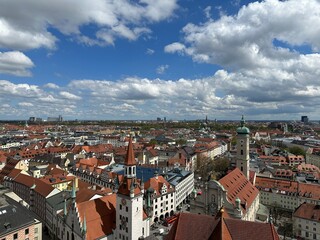 Obraz premium Ultra Wide View of Munich, Germany from St. Peter's Church