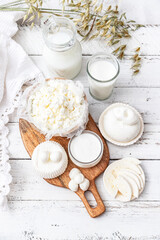 	
Fresh dairy products (milk, feta, Tzfatit cheese, cottage cheese, Mozzarella, Buratta ,kefir).Symbols of jewish holiday - Shavuot	
