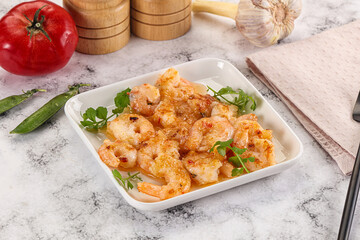 Stir fried prawn in sweet and sour sauce