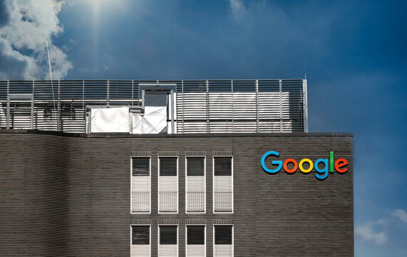 Google company logo - headquarter in Munich, Germany