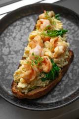 Bruschetta with omelet and shrimp
