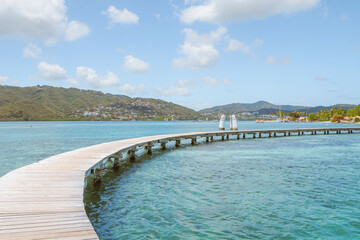 Ponton en bois de la plage des boucaniers à la Pointe Marin à Sainte Anne, Martinique, Antilles Françaises.	