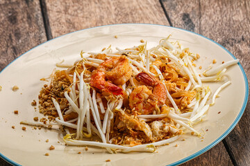 Pad thai - noodle with shrimps