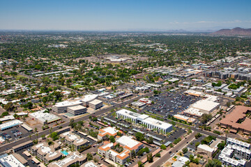 7th St and Missouri Ave in Phoenix, Arizona viewed from SE to NW