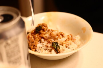 納豆　ビール　シニア男性の晩酌