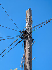 Strom- und Telekommunikationsverkabelung fernab der Norm