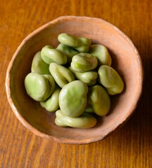 茹でたソラマメ、茹でた空豆、そら豆