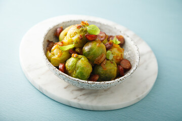 Brussels sprout with onion and bacon
