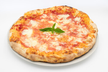 Pizza palermitana Margherita con basilico 