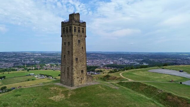 Huddersfield, Castle Hill, Aerial pan