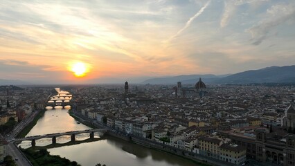 Naklejka premium Breathtaking sunset over the cityscape of Florence. Tuscany, Italy.