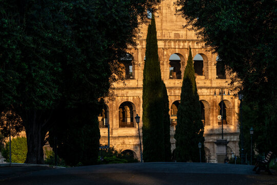 Le Colis&eacute;e &agrave; Rome vu depuis le Parc Colle Oppio