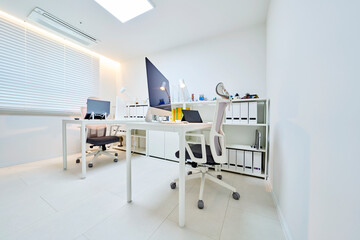 아파트,인테리어,비즈니스,집,주택,서재,컴퓨터,노트북,책상,의자,시스템에어컨,에어컨,공덕동,마포구,서울