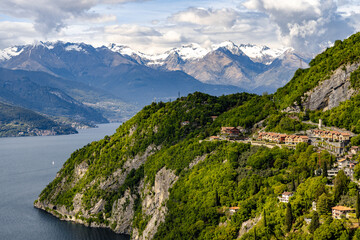 Lago di Como - Varenna, jezioro Como, widok na Varenna © Marcin