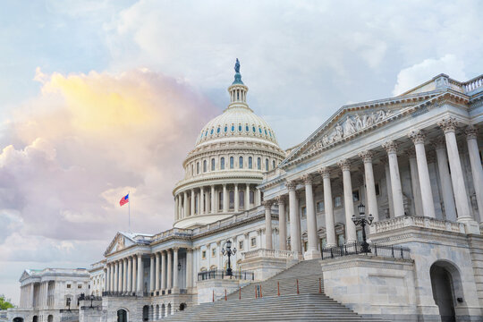  US Capitol building at sunset, Washington DC, USA.