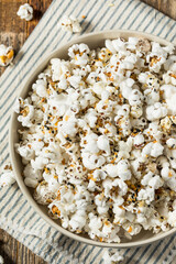 Healthy Homemade Everying Bagel Seasoning Popcorn