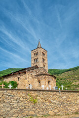 Son  or Son del pino is a town in the municipality of Alto Aneu, in the province of Lerida, Catalonia, Spain