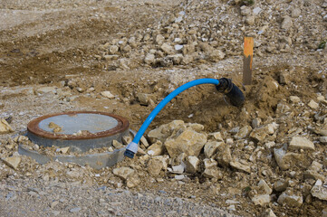 Wasseranschluss / Wasserleitung in einem Neubaugebiet (Hauswasseranschluss / Erschließung und...