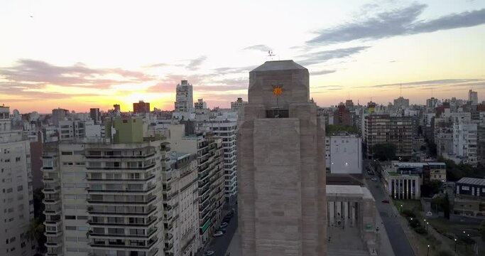 Monumento Hist&oacute;rico Nacional a la Bandera, Monumento a la Bandera, Rosario, Santa Fe, Argentina, Vista de dron. Footage turismo, viajes, patria, argentina, historia, hist&oacute;rico.