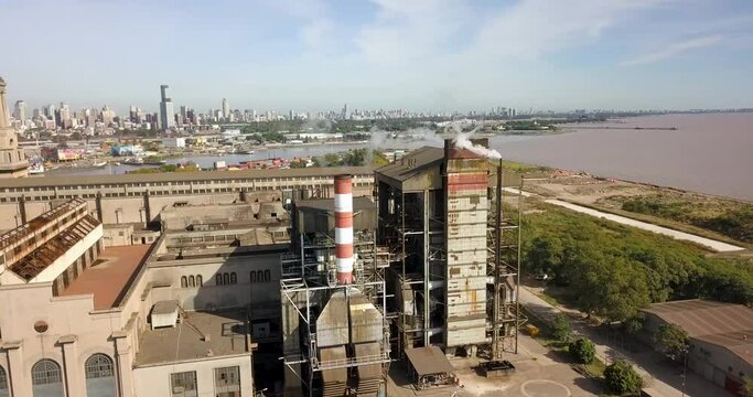 La catedral de la electricidad, usina el&eacute;ctrica. Puerto de buenos aires vista a&eacute;rea desde dron. Industria, fabrica, central el&eacute;ctrica. 