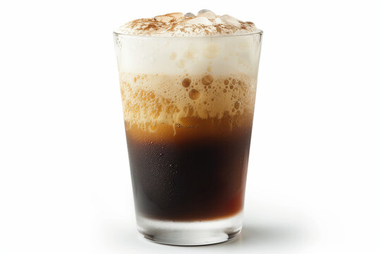 glass of cappuccino fundo branco