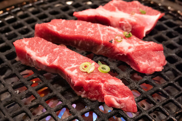 焼肉「ロース」
