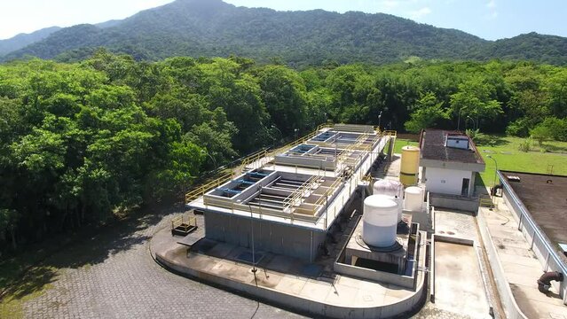 Sert&atilde;o do Una water treatment plant, supplied by the waters of the Cubat&atilde;o River - S&atilde;o Sebasti&atilde;o, S&atilde;o Paulo, Brazil 
